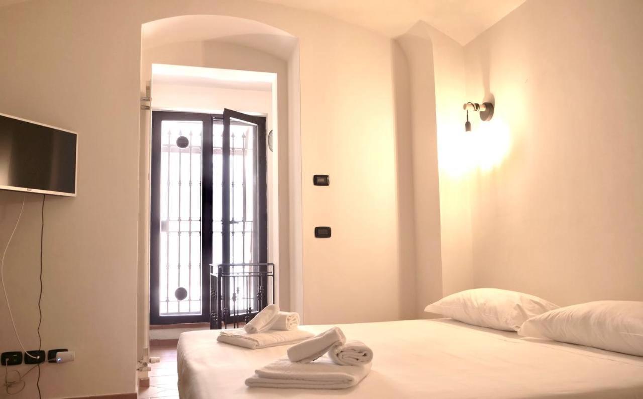 Blu Suites And Apartments Бари Екстериор снимка