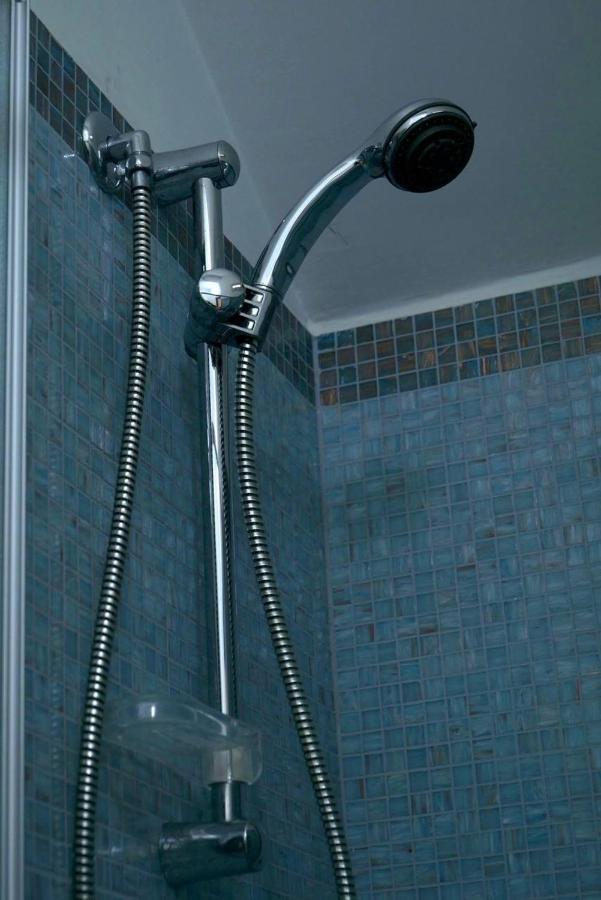 Blu Suites And Apartments Бари Екстериор снимка