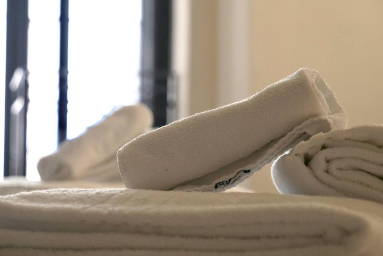 Blu Suites And Apartments Бари Екстериор снимка