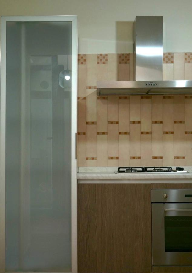 Blu Suites And Apartments Бари Екстериор снимка