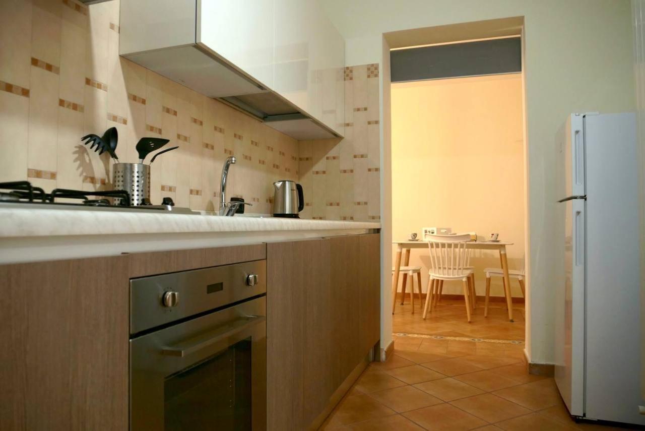 Blu Suites And Apartments Бари Екстериор снимка
