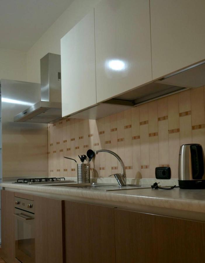 Blu Suites And Apartments Бари Екстериор снимка